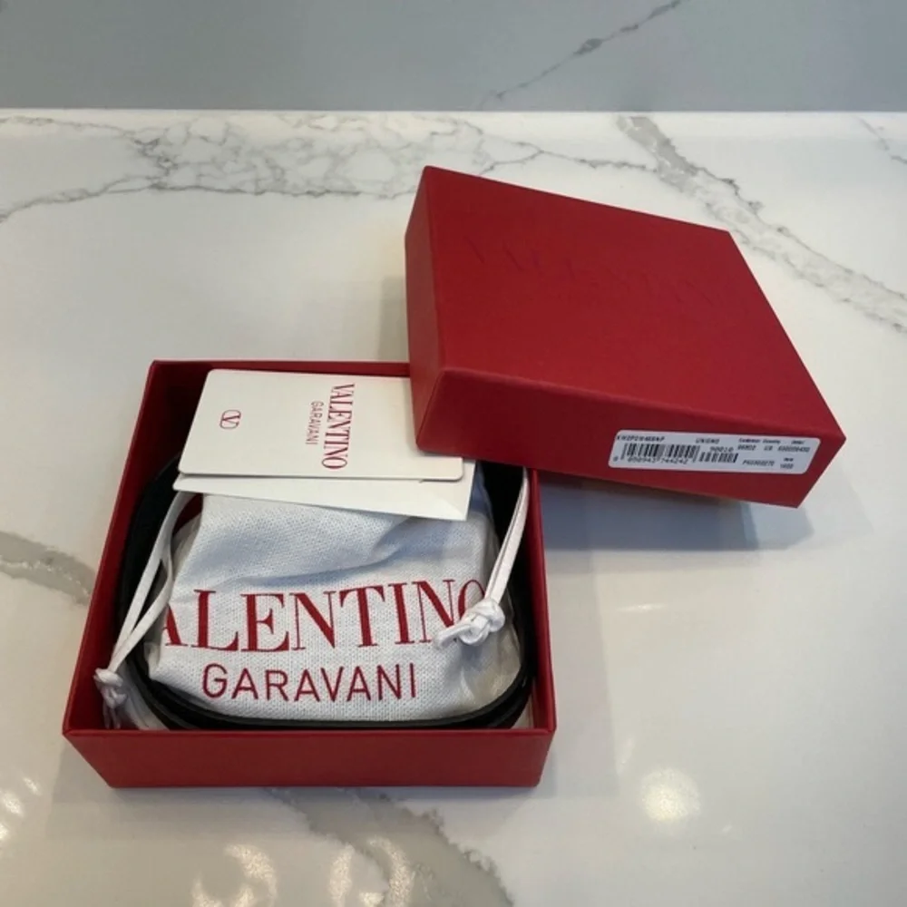 VALENTINO GARAVANI VLogo Calfskin Airpods Pro Case With Leather Strap